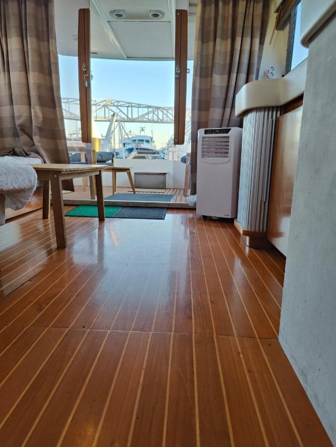Hotel Voyager à Sant Adrià de Besòs Extérieur photo