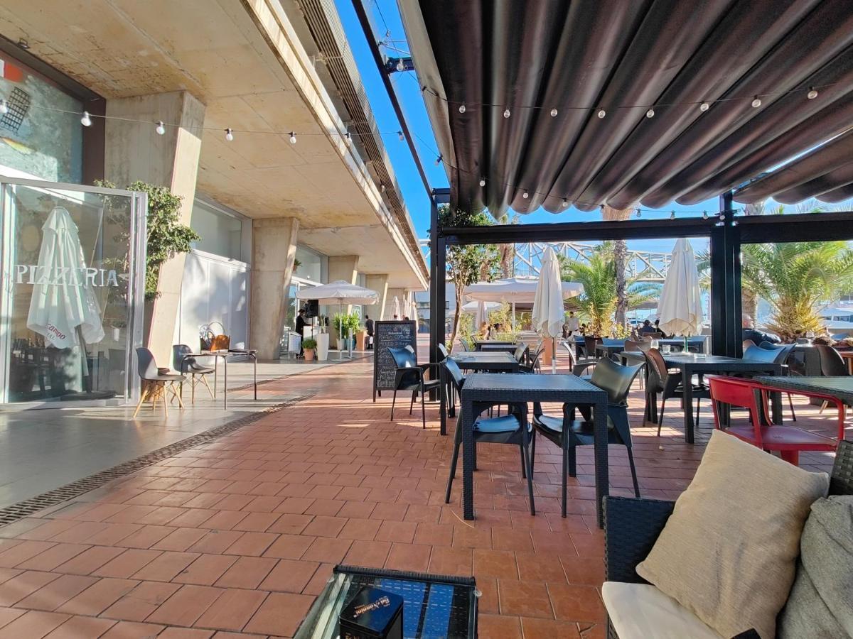 Hotel Voyager à Sant Adrià de Besòs Extérieur photo