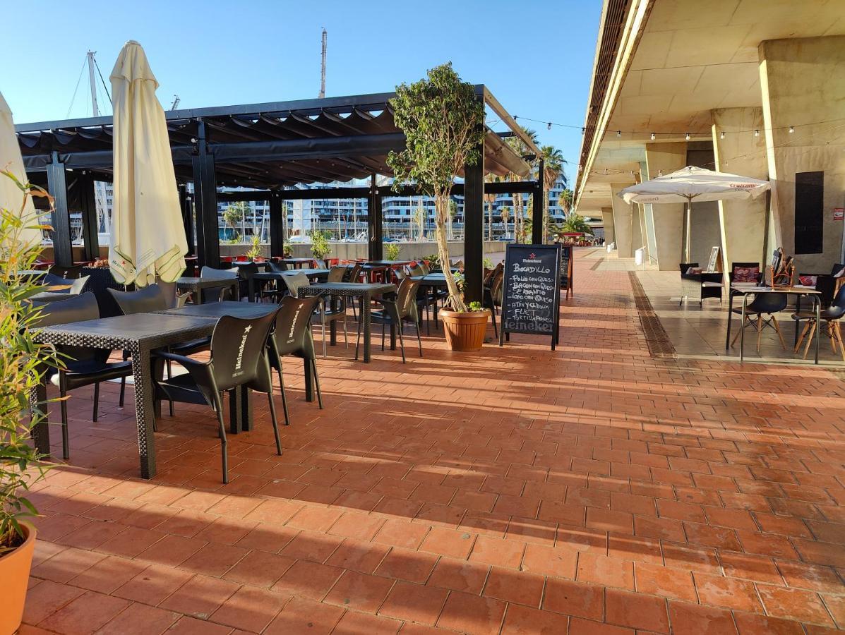 Hotel Voyager à Sant Adrià de Besòs Extérieur photo