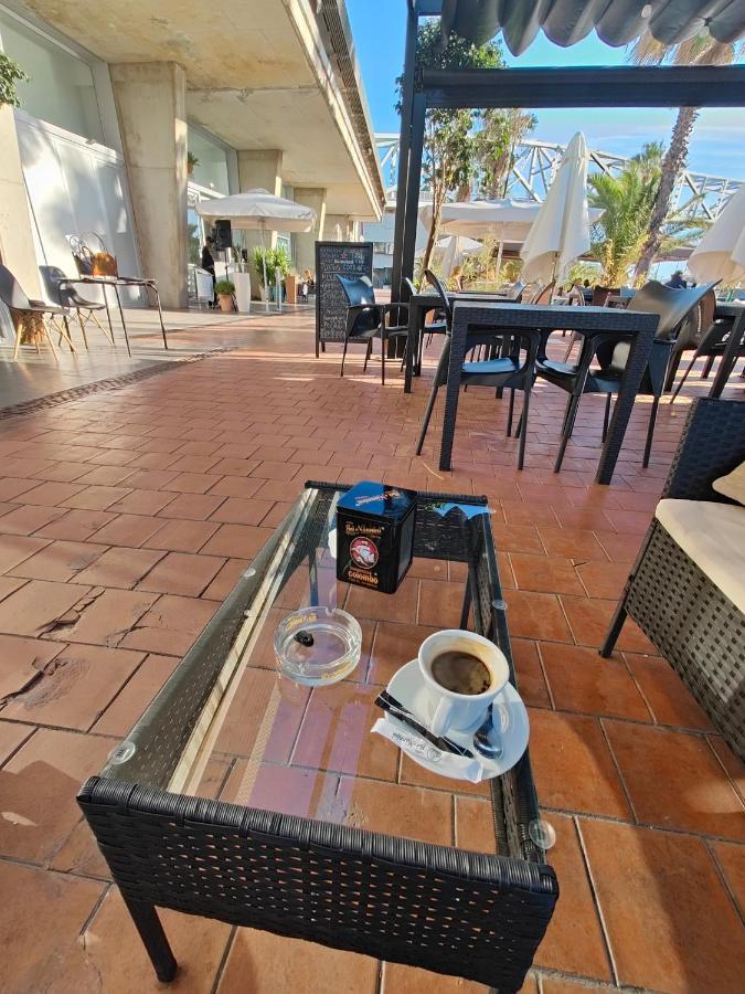 Hotel Voyager à Sant Adrià de Besòs Extérieur photo