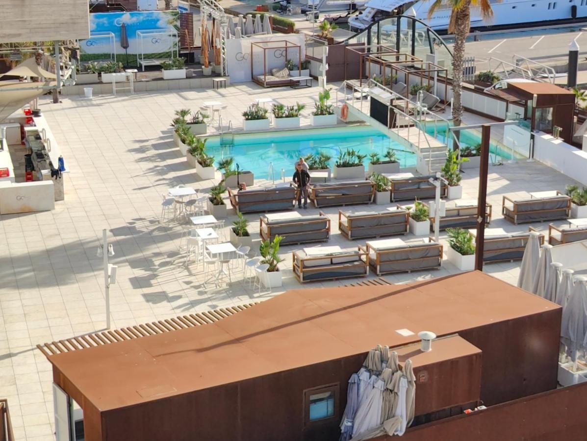 Hotel Voyager à Sant Adrià de Besòs Extérieur photo